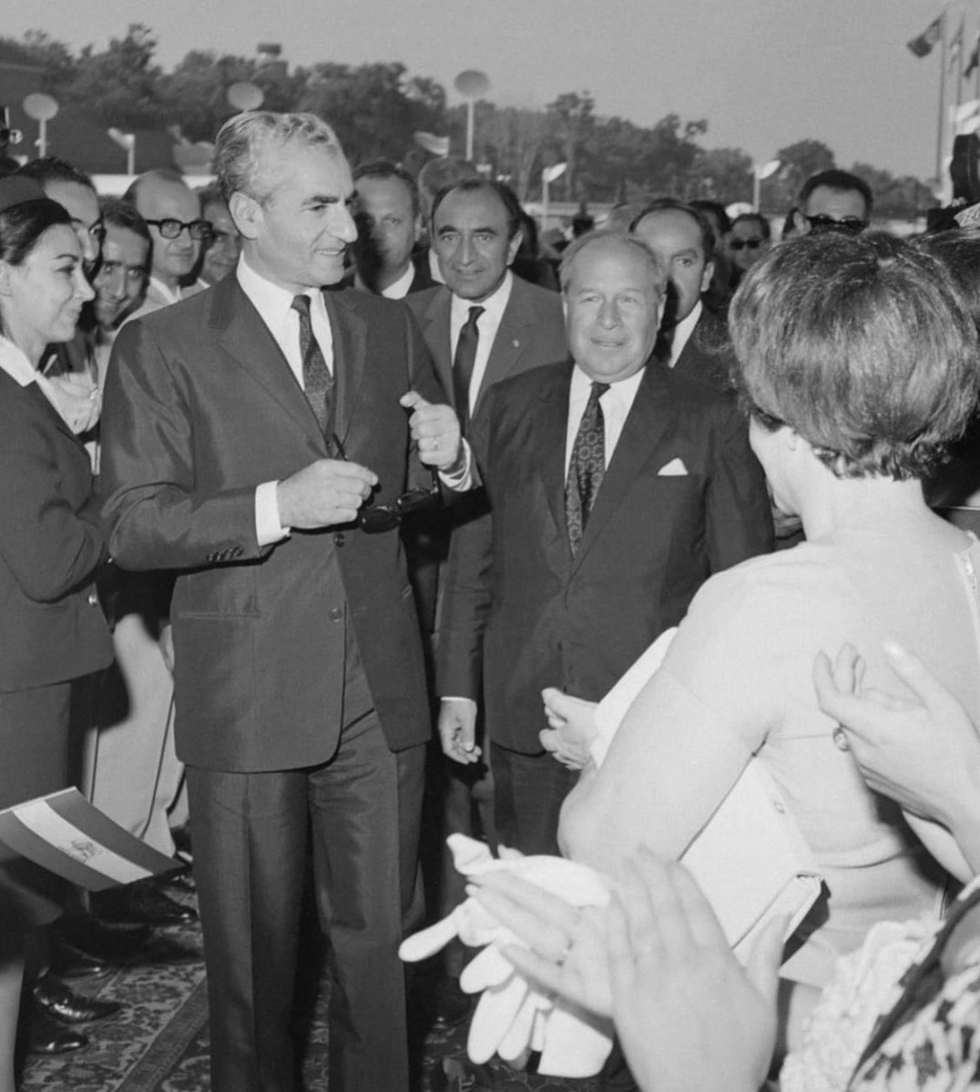 Masonusa66's tweet photo. @kaveh9911 جاويد شاه پاينده ايران 🤍💚♥️🙏🏻😊👑
#KingRezaPahlavi‌ForIran https://t.co/rsWCZnEIwL