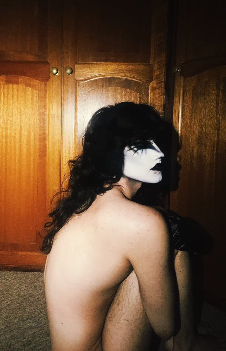 VexedMortem's tweet photo. Nude but not exposed https://t.co/KKtgQ0i7BJ