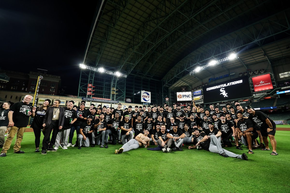 whitesox's tweet photo. this team is something special https://t.co/xtwhWBzt4d