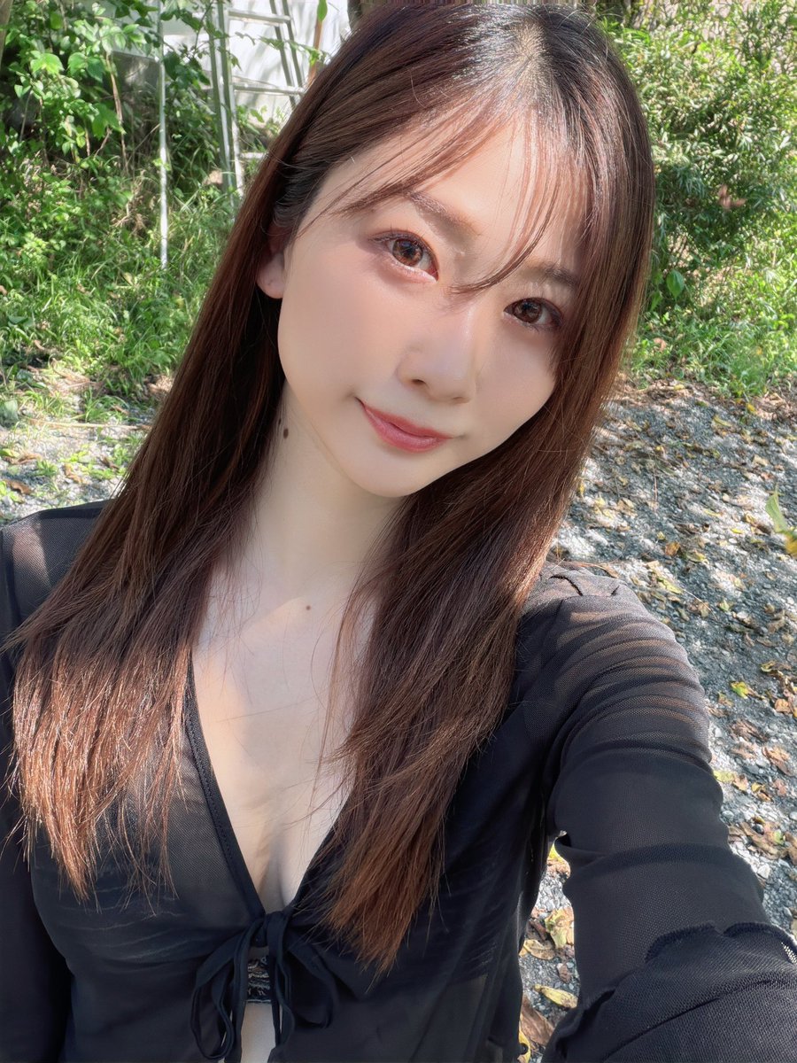 elsy_kyoko's tweet photo. 早く始まれと思っていた夏なのにな🫧 https://t.co/BGC88ewhl0