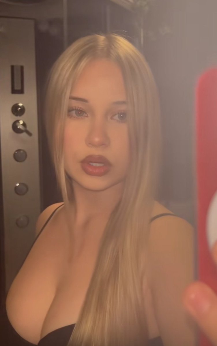 Exposer20000's tweet photo. Cucks crush https://t.co/fxX3UPMnHh