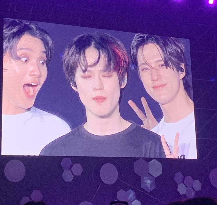 hae1ee's tweet photo. Haechan .. 😭😭😭 https://t.co/MkUPorHTb0
