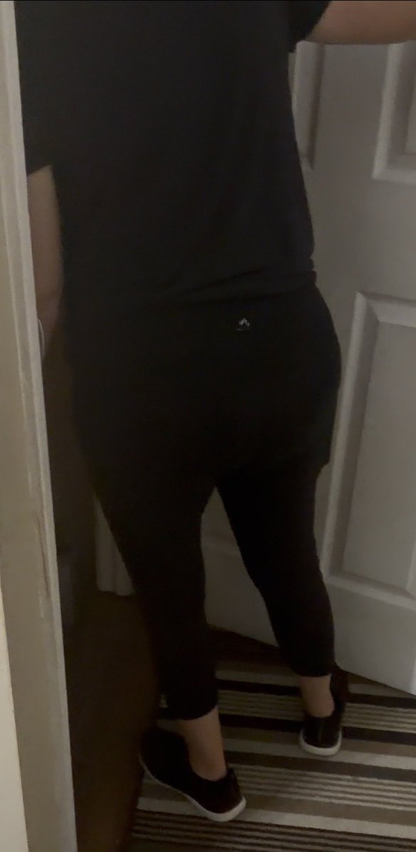 Exposer20000's tweet photo. Cuck creepshots of his mom https://t.co/EDp3W0E62O