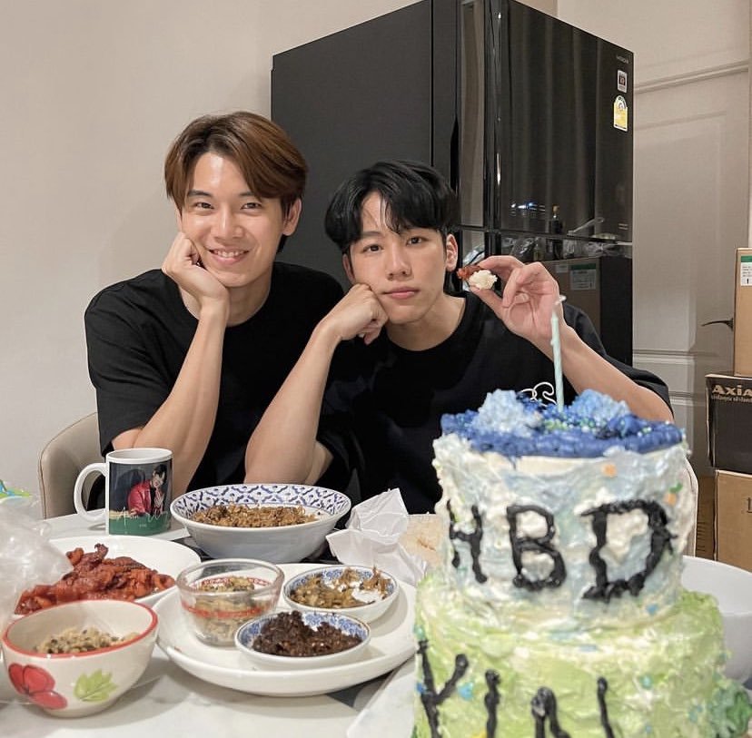 xxxwpxxx_'s tweet photo. ปีนี้เค้าอายุเท่าเธอปีนั้นแล้วนะ 🥺

#28ปีสารวัตรตี๋ยิ้มหวาน
28th HAPPY YINYIN DAY https://t.co/Rq1p3gKkPa