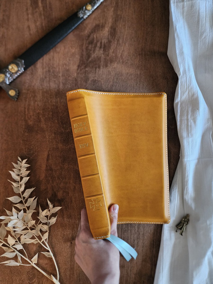 Deusvultrebinds's tweet photo. π¨For Sale
βEsv Creeds and Confessions Bible Rebind in
Badalassi Carlo, minerva smooth - yellow π
with Nappa lamb liner in light blue π
$435
#bible #christianliving #biblerebind #DeusVult https://t.co/RSDvldHrli