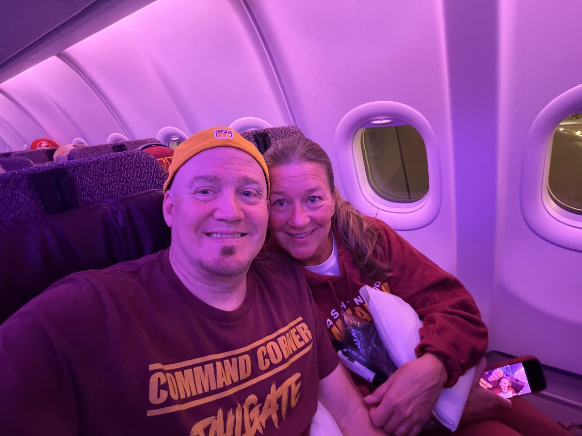 CommandCornerTG's tweet photo. Here we come London!! #RaiseHail https://t.co/gBnDCMqvis