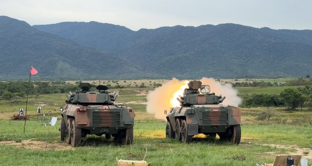 GBNDefense's tweet photo. "Operação Crotalus I" mantém Cascavel em operação enquanto Exército avança com o Cascavel NG e o Centauro II

Leia mais no GBN Defense
https://t.co/03qQ7foJGB https://t.co/sHXXnqnBZj