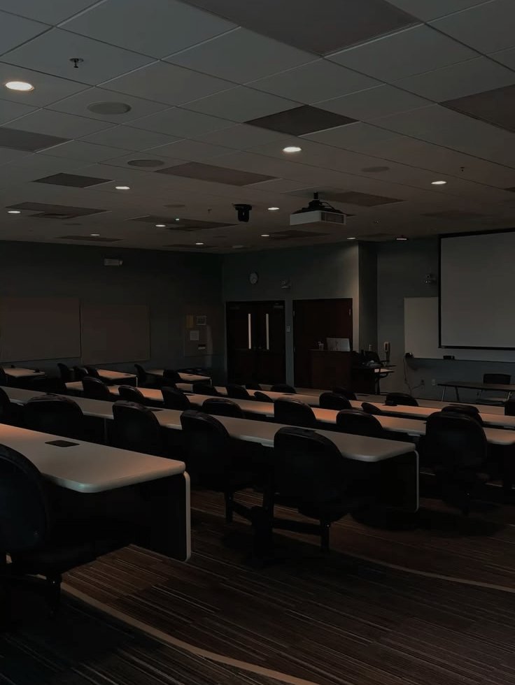 Havilliardse's tweet photo. ㅤㅤ
10/01/2026. |   The Moeis University, 
ㅤㅤㅤㅤㅤㅤ       The Moeis Hills. 

In a world full of trends, remain a classic gentleman. Thus, let's start October by... lecturing. But first, stay hydrated. 

ㅤㅤ https://t.co/LJnnsRclGn