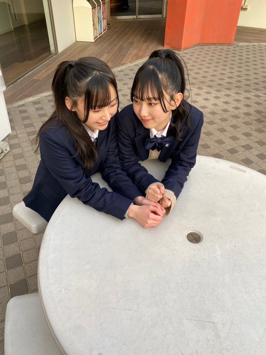 Hiyuka_1007's tweet photo. れみ お誕生日おめでとう🎀🥲✨
ドレス姿が綺麗すぎて投稿見て泣いちゃった(；＿；)

13歳で加入して、ついに20歳㊗️

れみのおかげで乗り越えられたことが多かったなぁ〜

ずっと隣で支えてくれてありがとう。

これからもよろしくね！！！
大好きだー！！いい一年にしよう🌟 https://t.co/lO78OIGyHU