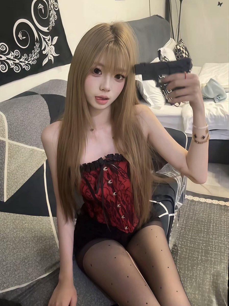 s8ncq's tweet photo. 想挨操啊哈哈哈哈🥹
去你的黄黄的看多了湿透了 https://t.co/TQmsfWmLTo