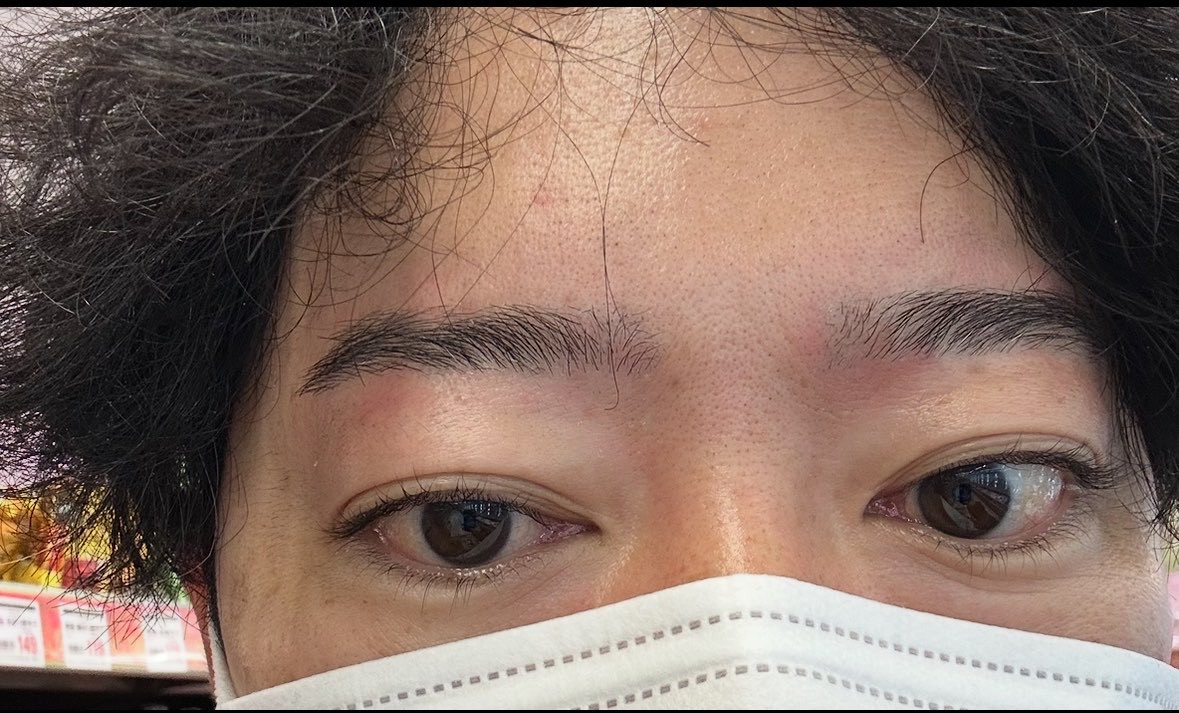 Shota1325's tweet photo. 清潔感を出したい男が
最初に見直したい5つ

・眉毛
・鼻毛
・ヒゲ
・髪
・肌

高い服を買う前に、
まずここからしよう。 https://t.co/677PPt4tpg