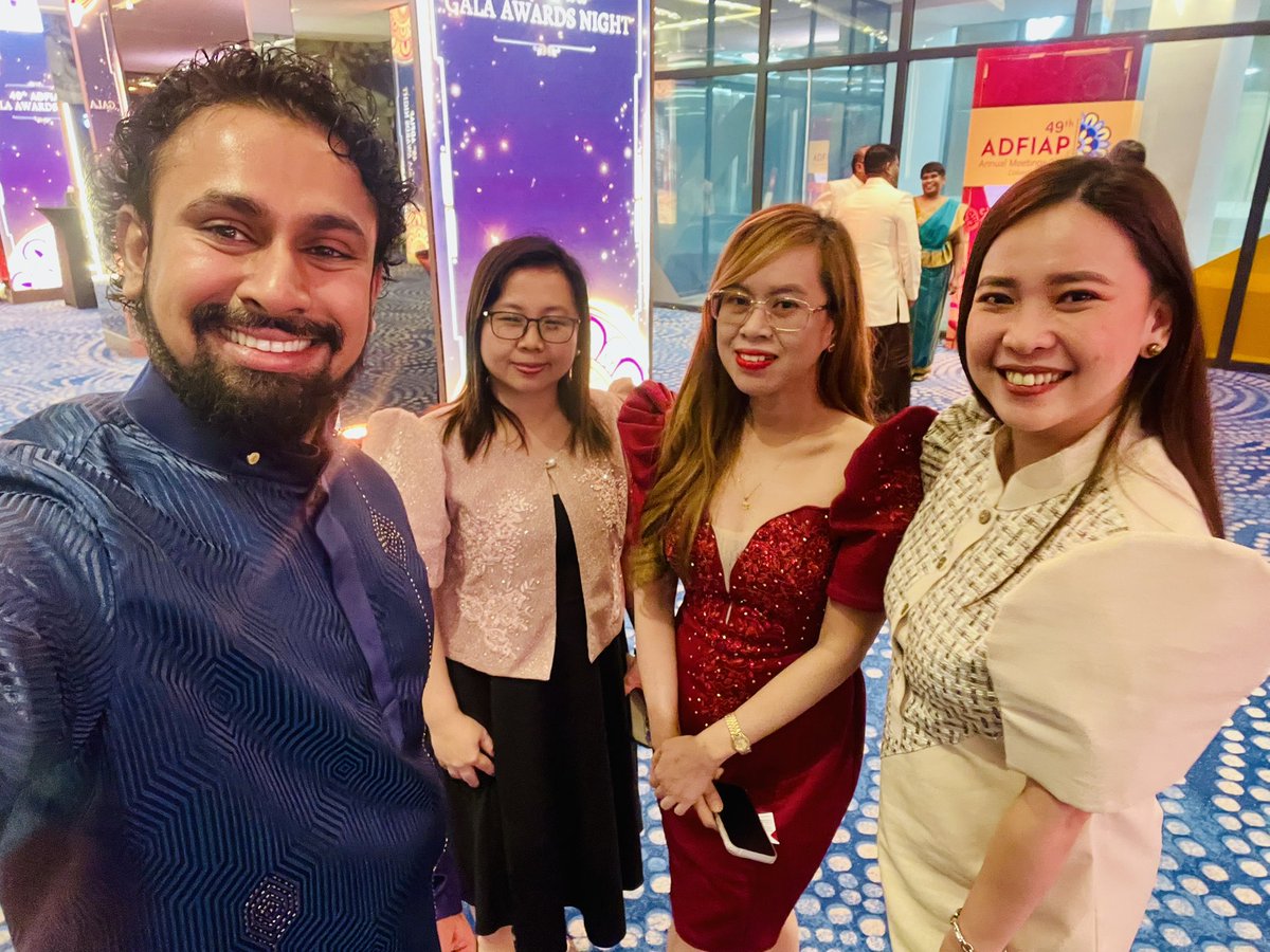 glsandun's tweet photo. Before the ADFIAP gala in Colombo, it was a pleasure to meet DFCC Bank Director and CEO Thimal Perera and connect with delegates from other countries. Meaningful partnerships begin with conversation. 🇱🇰🤝 #ADFIAP #DFCCBank #DevelopmentFinance https://t.co/v8pbhG6gSl