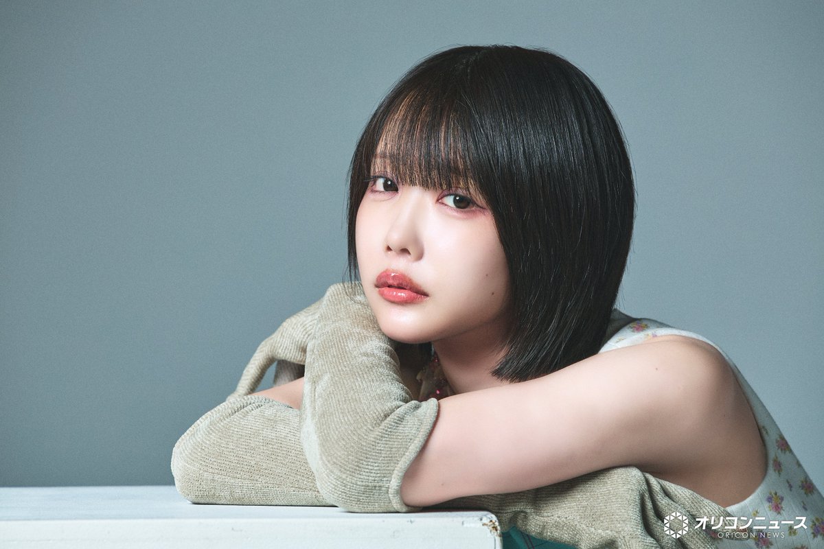 oricon's tweet photo. 【インタビュー】
ano「音楽が好きだからこそ、音楽が嫌いになりそうになることはめちゃくちゃ多い」
⠀
歌もギターも苦手、それでも音楽を続ける理由
https://t.co/O5fjCu3Wi0
⠀
#ano @aNo2mass https://t.co/lbbspZb9p8
