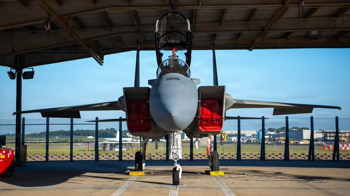 GBNDefense's tweet photo. Boeing recebe contrato de US$ 2,38 bilhões por mais 22 F-15EX para a USAF

Leia mais no GBN Defense

https://t.co/bkvLKB2mo2 https://t.co/TubVT8X5sf