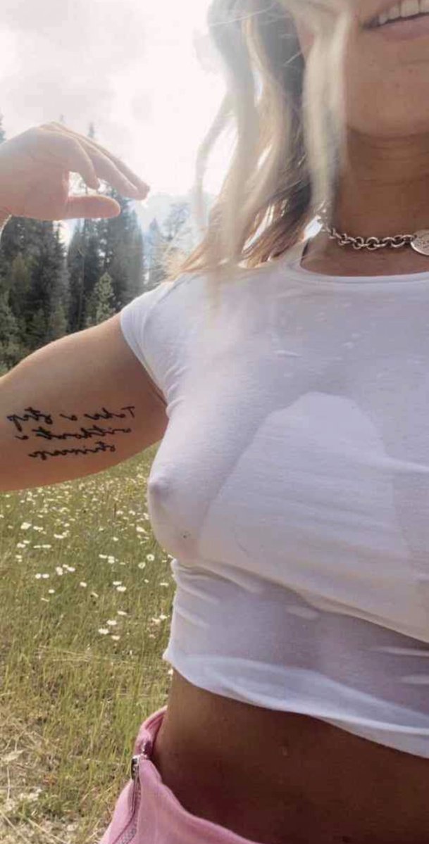 shoutoutgirls45's tweet photo. Major slut #chudai #wataa #bop #snapchat #ass #pussy #bikini #nude #selfie #slut #wetshirt #panties https://t.co/5sL86SoSim