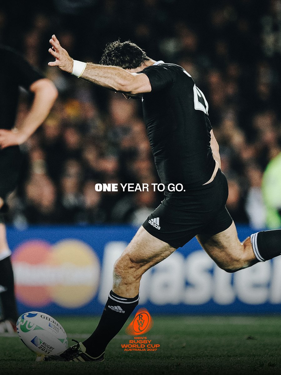 AllBlacks's tweet photo. 𝑶𝒏𝒆 𝒚𝒆𝒂𝒓 𝒕𝒐 𝒈𝒐... ⏳

365 days away from iconic @rugbyworldcup moments just like these. https://t.co/GfeXIwX7SM