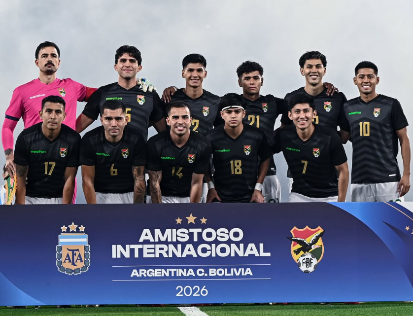 Cross_206's tweet photo. Otra Frustración del Seleccionado Nacional
Bolivia acaba de perder por 4 goles contra 0 versus el cuadro Argentino.
Mismo planteamiento del pasado Noviembre 15-2024 cuando caímos 6-0, una selección sin creatividad. https://t.co/0nEreJFZkr