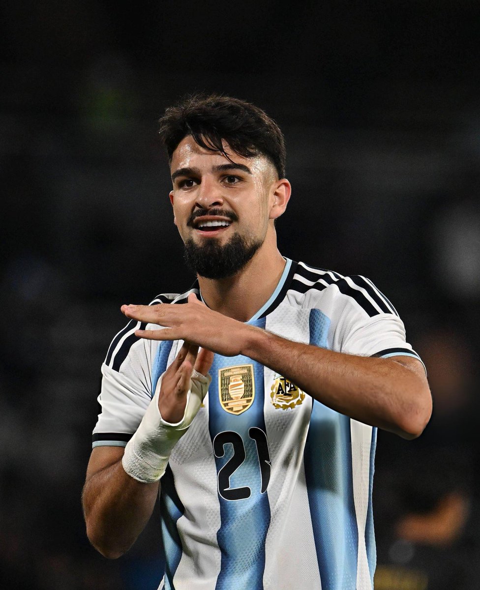 AcervoJLopez's tweet photo. 🇦🇷 Amistosos da Seleção Argentina
Argentina 4x0 Bolívia
30.09.2026 https://t.co/ZSUj4s64C7