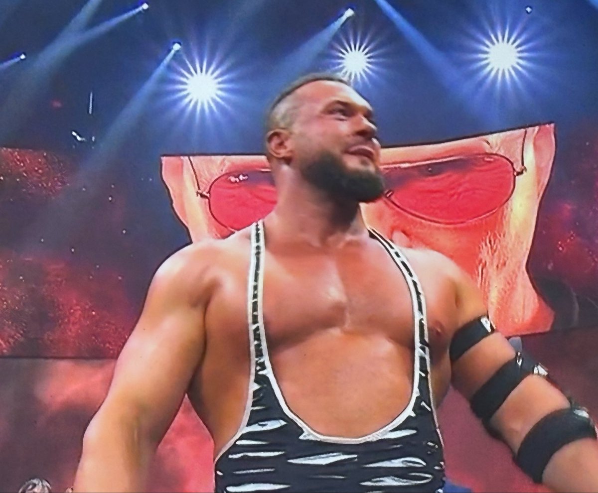 oralcarter's tweet photo. #AEWDynamite: A Tribute To PAC
#Wardlow returns https://t.co/qL83AGL0Cf