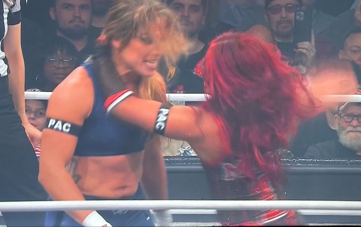 oralcarter's tweet photo. #AEWDynamite: A Tribute To PAC
#MarinaShafir, #Hyan & #ThunderRosa vs #MercedesMone, #BrittBaker & #Persephone https://t.co/fNt3g7crxC