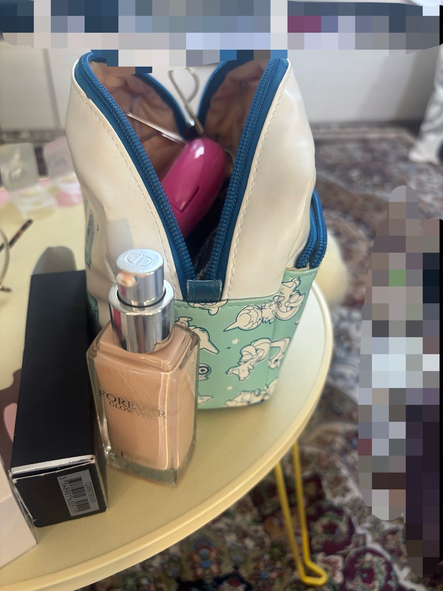 jano_48's tweet photo. ジューンもお化粧したいの？
可愛いからしなくていいよ https://t.co/86I0UsknNJ