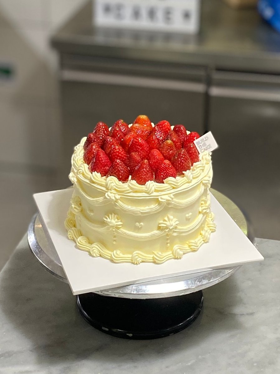 buildthecake's tweet photo. We're open to make your Custom Cake! Let’s make your dream happen 🎂 https://t.co/fLjiXyQB9W

#PLN50RBCUMA40RB Alyssa Pagii Kamis Pancasila #JAEMINxLee101Anniversary buruan rsvp Welcome Oktober Makmur #KNMP #NelayanNaikKelas #Slothcoin https://t.co/9NRbFx5I0X