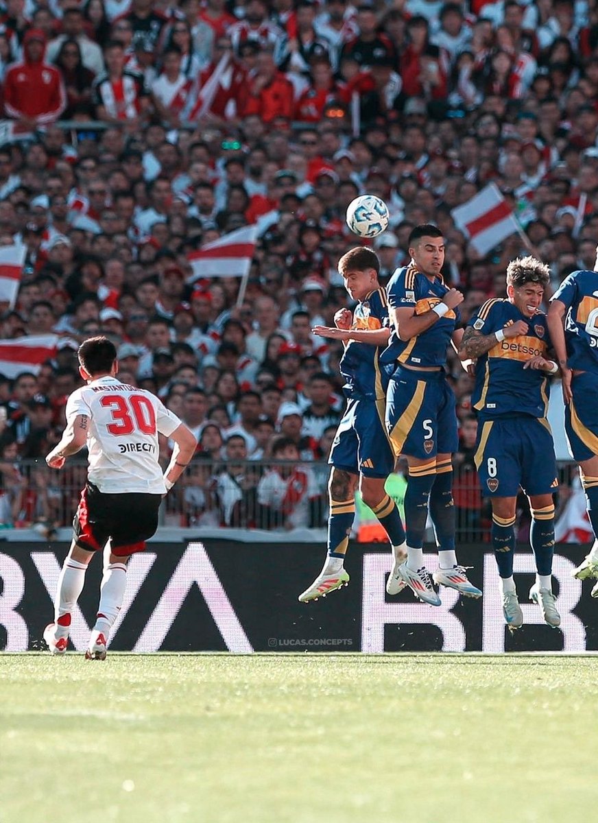 camilcarp's tweet photo. borque
borque el hincha de Boca odia tanto a Palacios y a Manstantuono? 

ah, ya me acordé https://t.co/u1flcYt2NE