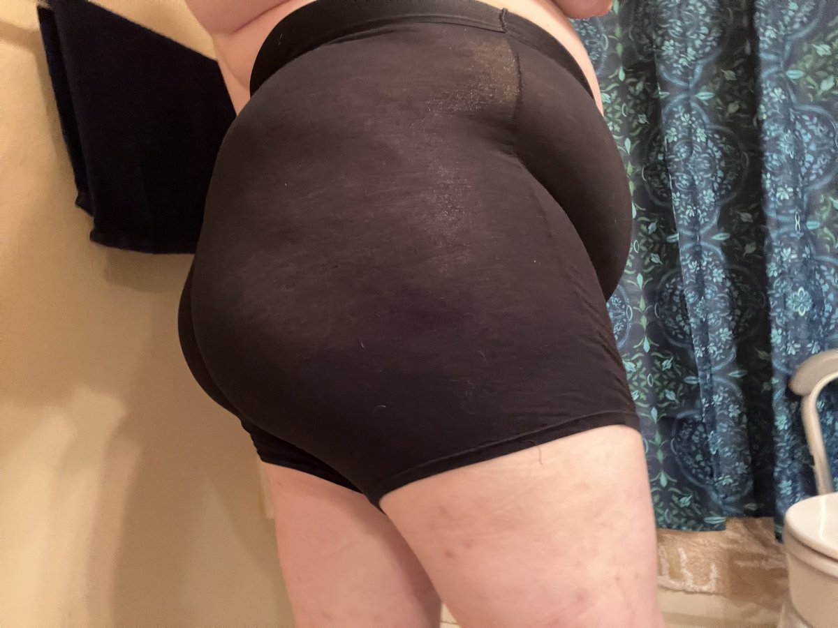 rayofkota's tweet photo. Too lazy to watermark but I think I look scrumptious in these boxers thx https://t.co/AIva4sluqg