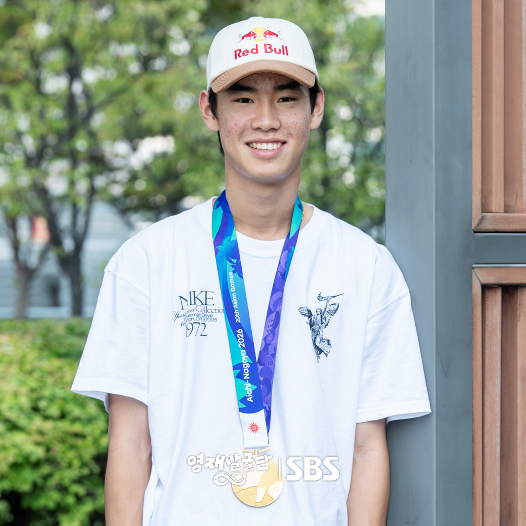 SBSNOW's tweet photo. 12살 스케이트보드 영재에서
아시안게임 금메달리스트로🥇🛹
7년 만에 다시 만난 강준이 선수의 눈부신 성장✨
SBS 새 예능 <영재발굴단>
☞ 하반기 방영 예정
#SBS #영재발굴단 #TheNextGenius #강준이 https://t.co/63BXWy34zr