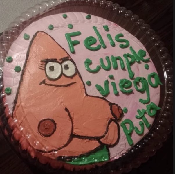 number222angel's tweet photo. usando toda mi experiencia de chef para hacer un pastel de helado https://t.co/YQcBKFemJY