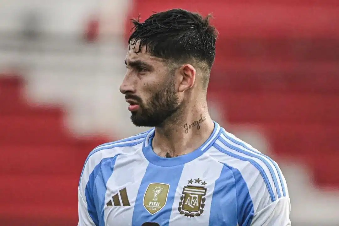 Fer__X12's tweet photo. Todo muy lindo con la selección, pero como vas a convocar a palacios y no a uno de los mejores 5 de europa, Alan Varela https://t.co/gvx8emOQJZ