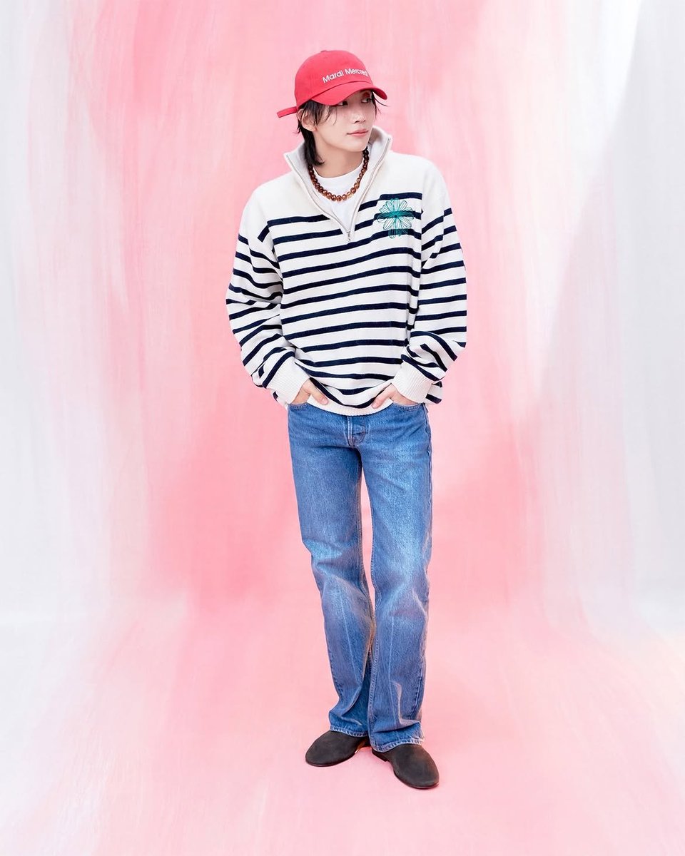 autumnforfall's tweet photo. Jeonghan for Mardi Mercredi
#MARDIMERCREDI
#마르디메크르디
#NEWAMBASSADOR https://t.co/nW1ZE812cI