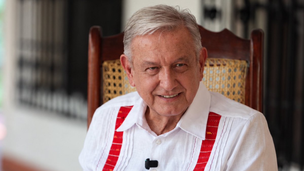 marcelcarrillog's tweet photo. Estoy viendo el mensaje del méndigo narco de @lopezobrador_ y lo único que les puedo decir es que el anciano de mierda tiene la percepción de la realidad bien alterada. Sabrá Dios qué droga se andará metiendo allá en Palenque.

Urge que lo metan a la cárcel. https://t.co/Ro302hZSgP