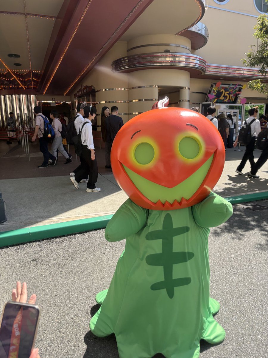 bamboo_boon's tweet photo. #かぼちゃのスマイリー #チェンソーマン‌  #USJ https://t.co/e3HMUEipTv