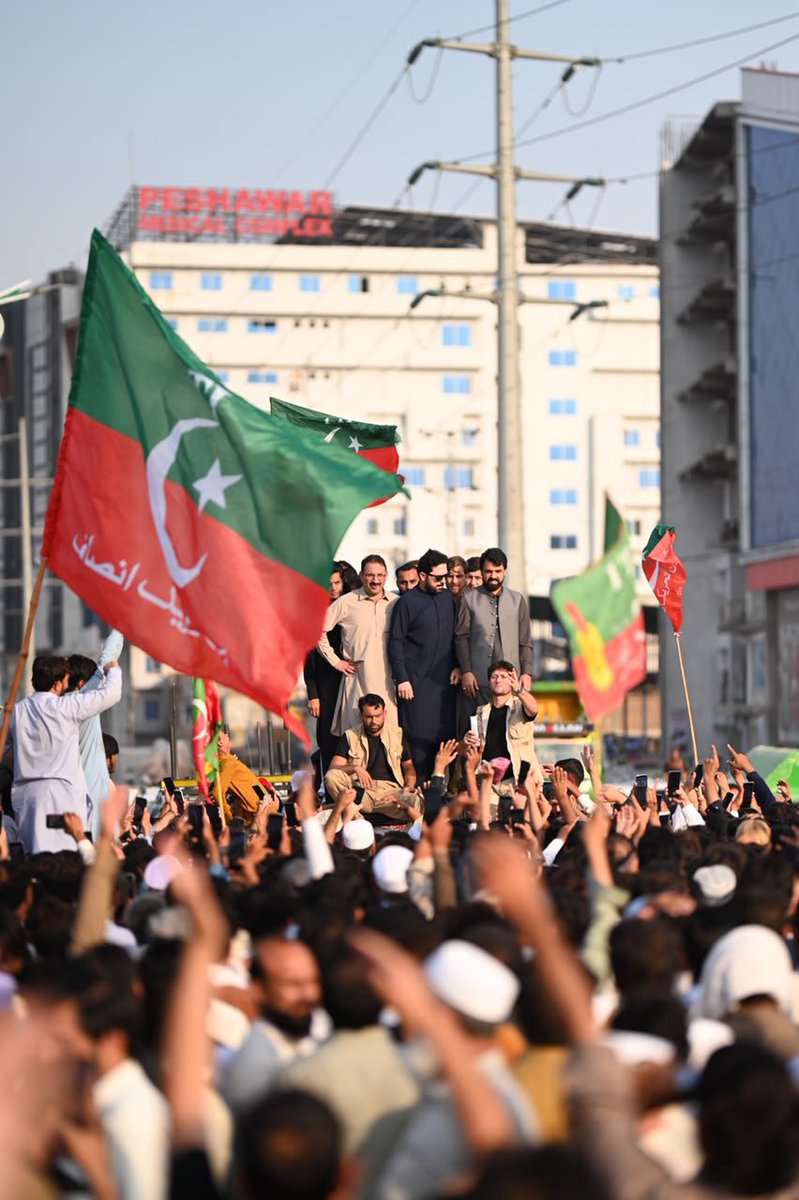 PTIofficial's tweet photo. حقیقی آزادی کی جدوجہد کی تیاریاں مکمل۔ ان شاء اللہ 4 اکتوبر لانگ مارچ! #اکتوبر4_آغاز_مزاحمت https://t.co/b6kxByg3WZ
