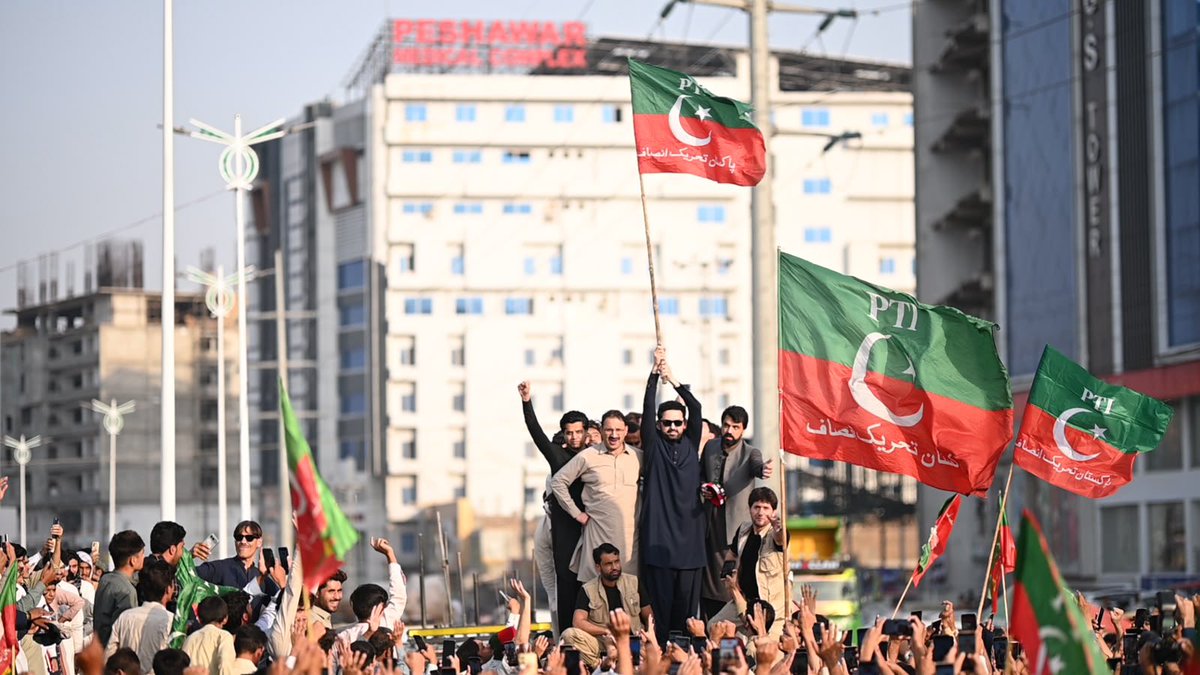 PTIofficial's tweet photo. حقیقی آزادی کی جدوجہد کی تیاریاں مکمل۔ ان شاء اللہ 4 اکتوبر لانگ مارچ! #اکتوبر4_آغاز_مزاحمت https://t.co/b6kxByg3WZ