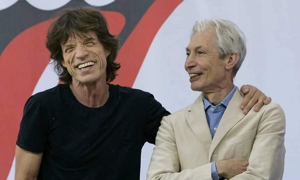 CFloydstock's tweet photo. Fala, Jagger...
"Charlie era o coração dos Rolling Stones. Quando ficou doente disse que devíamos seguir, independente do que acontecesse. É o que estamos fazendo".
#mickjagger #rollingstones #ripcharliewatts #charliewatts #bluesrock https://t.co/vUfkfl6V0N
