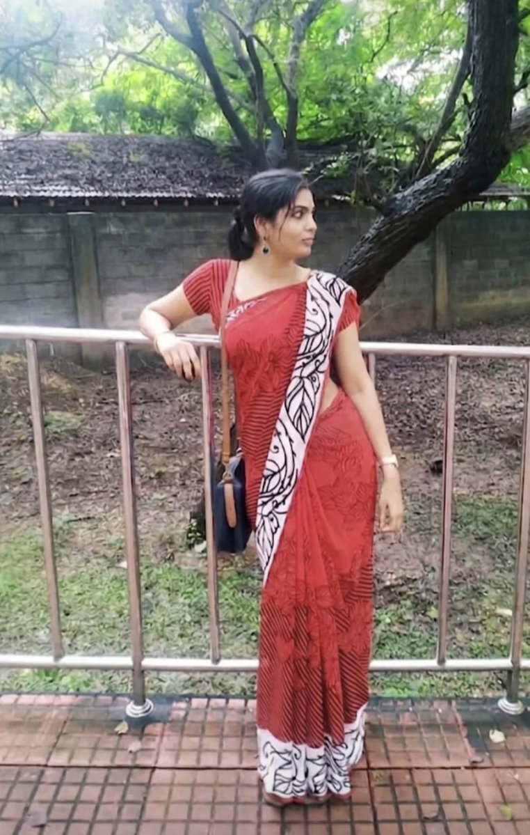 itemthulukachi's tweet photo. Enna structure, enna idupu, molayum semma vachiruka munda https://t.co/nTOao9Uau6