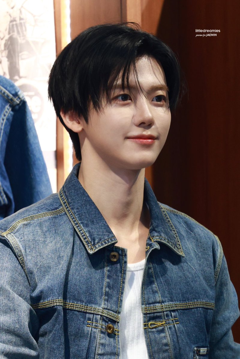 littledreamies_'s tweet photo. 261001 성수 재민 LEE 101 팝업  
#재민 #JAEMIN #JAEMINxLee101Anniversary #JAEMINxLeeJeans https://t.co/baqsAzDvcy