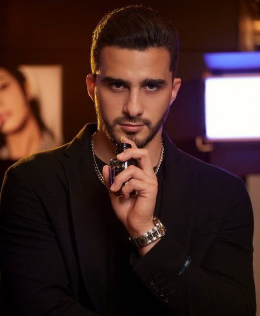 Hec718's tweet photo. DIOS MIOOOOOO! Necesito ver este hombre como habitante en una casa! 😍😍🔥🔥 #LCDLFMX4 #LaCasaDeLosFamososMéxico #LCDLF7 https://t.co/cHfjMYTHyQ
