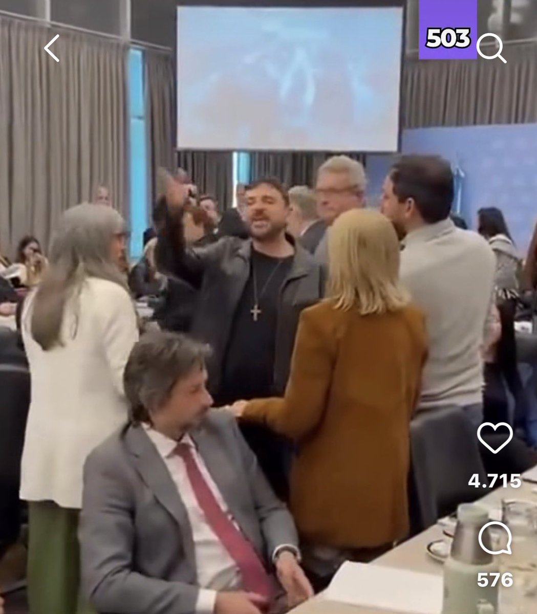 ghmaqueda's tweet photo. Grabois no puede ser más diputado con esa violencia. Gran tristeza que un obispo cordobés lo apañe. https://t.co/yznC3oDtjI