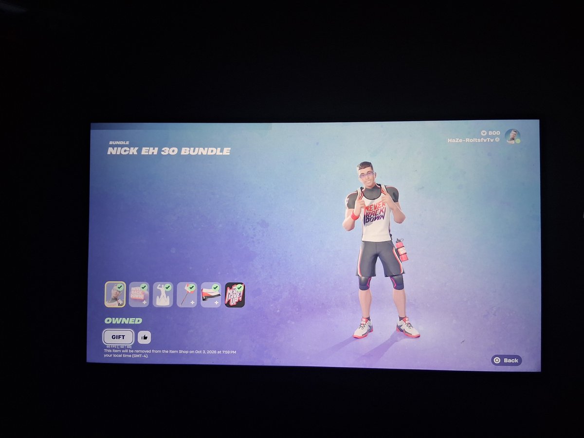 roltzsfv's tweet photo. Got top 900 ready for solo victory cash cup and already had the whole nickeh30 bundle when it first came out   
Using code @NickEh30 https://t.co/Uvz11uksD2