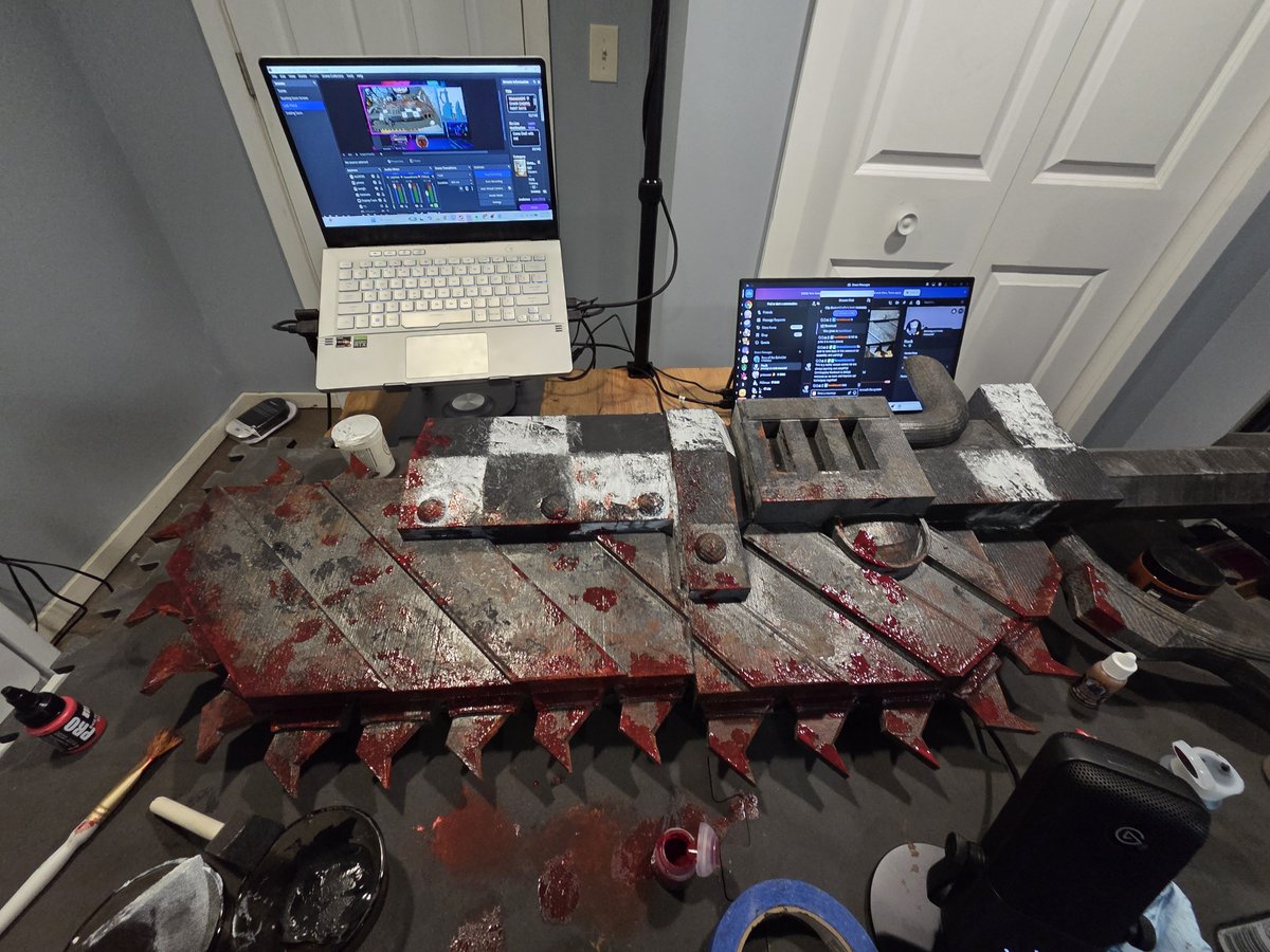 SwordLordStu's tweet photo. WAAAAAGH!!!! Right propa Choppa!
#Warhammer #orks #props #badatpainting https://t.co/AywFyeYaSo