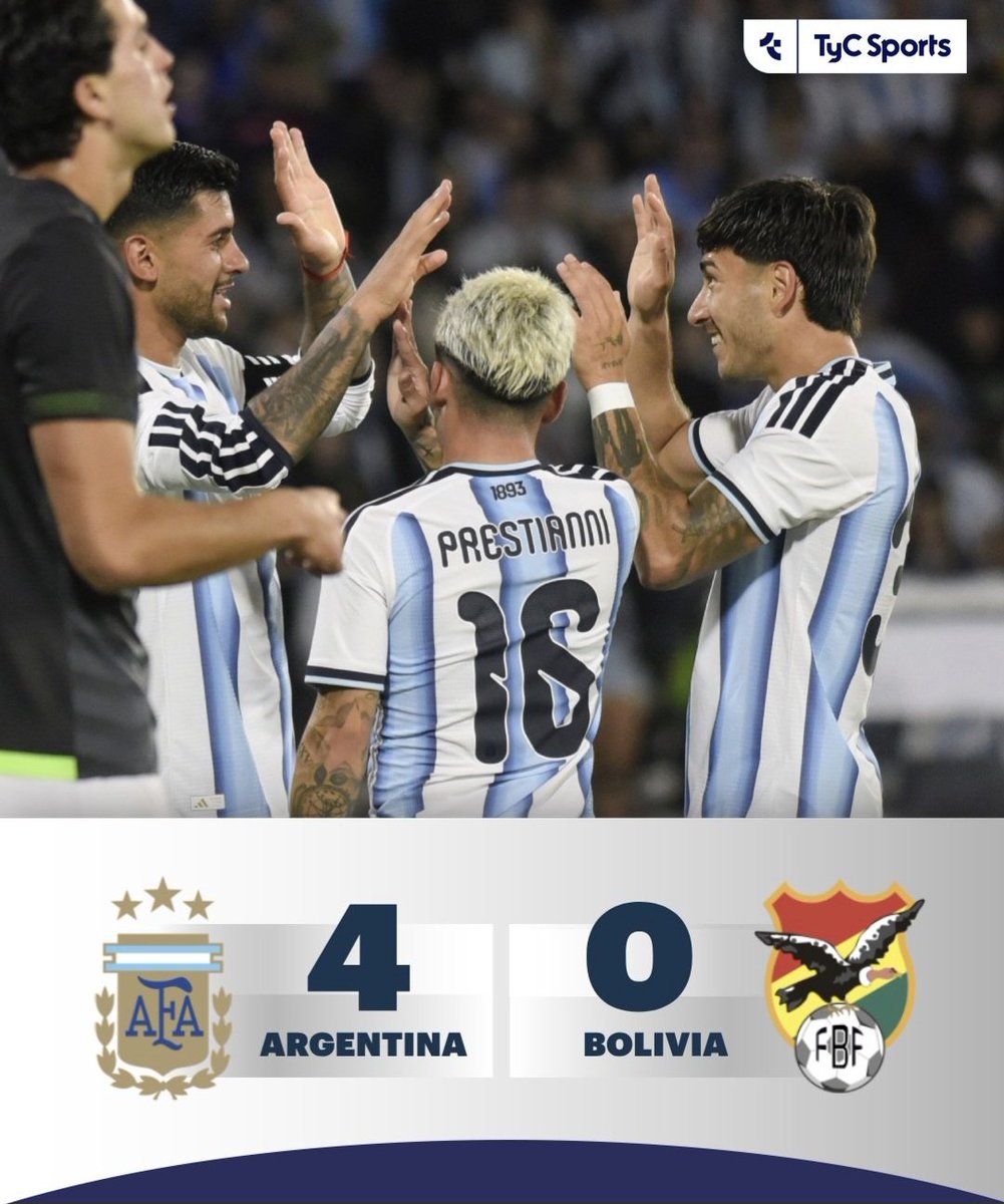 EnzoGutierrez32's tweet photo. Hermoso partido de la vuelta de la Scaloneta 🤩🥹❤️🇦🇷 https://t.co/B04l4vW0Tc