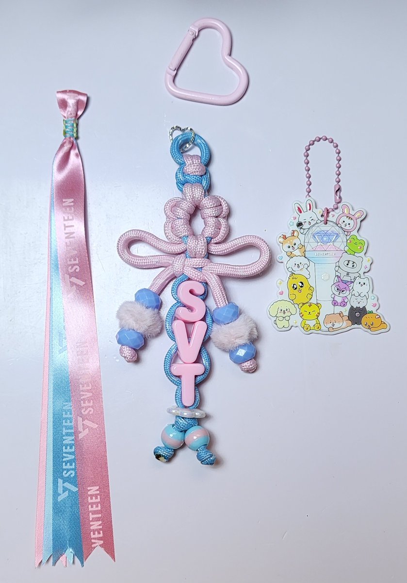 belsBakesnCraft's tweet photo. New Seventeen Charms. 
Available in two colors. 🩵🩷
DM us for inquiries.
#seventeen #miniteen #carat #charms #crafts #fypシ゚viral https://t.co/uwMZTO2g8n