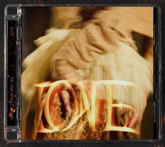fuzziiwuzzii_'s tweet photo. after all the XLOV AI album covers, im missing sexy I ONE hattiz even more ❤️‍🩹 https://t.co/Hq0eip3WWW