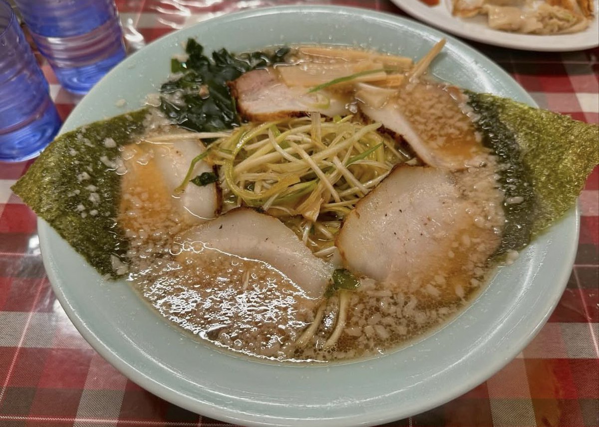 aa__0912_'s tweet photo. お友達とお昼〜💕

お洒落なカフェも好きですが、実はラーメンや居酒屋も大好きなんです🤭

美味しいものを誰かと一緒にシェアしたい派です✨

今日も夜またポストするからお楽しみに🤭💕💕 https://t.co/cowz8CUHTW