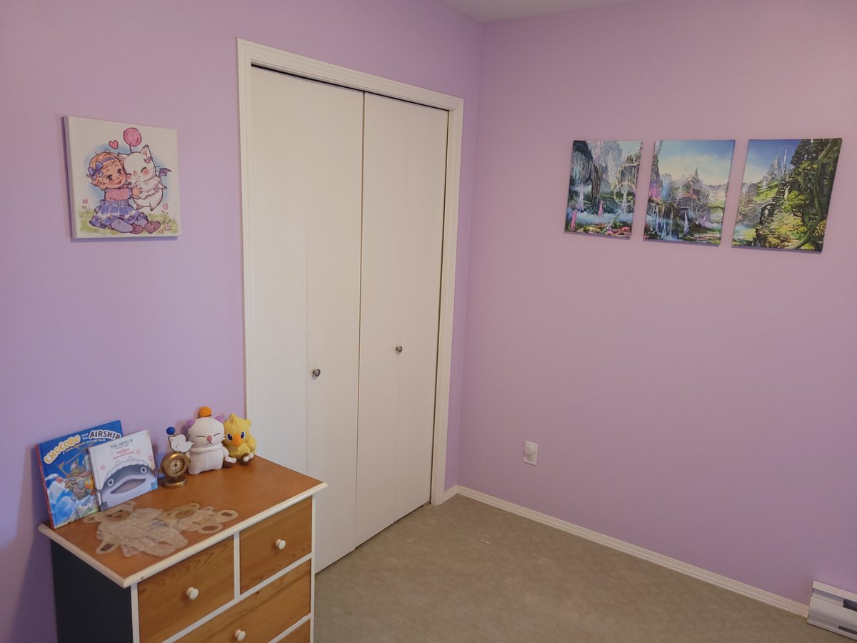 tangledupbrave's tweet photo. For anyone who wanted more inspiration for a ff-loving toddler bedroom, please enjoy. The loporrit's name is snuggling way. And the artwork is by Aprilovebird 🥰
#ffxiv #ff14 #moogle https://t.co/TSt9iJOyNB