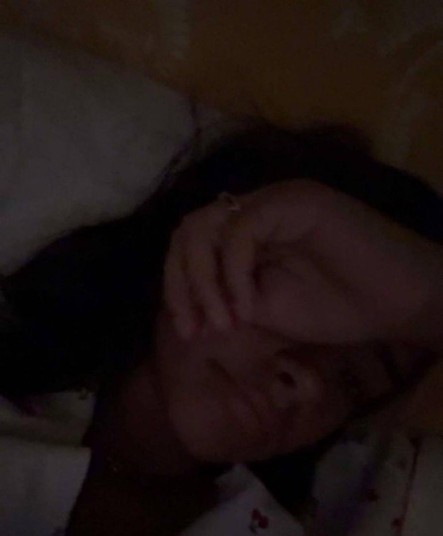Tanerbdbr's tweet photo. who’s up with their dc!!kkkkkk out???😩💔(veryy serious)🤭 https://t.co/5i3Jt6eahr