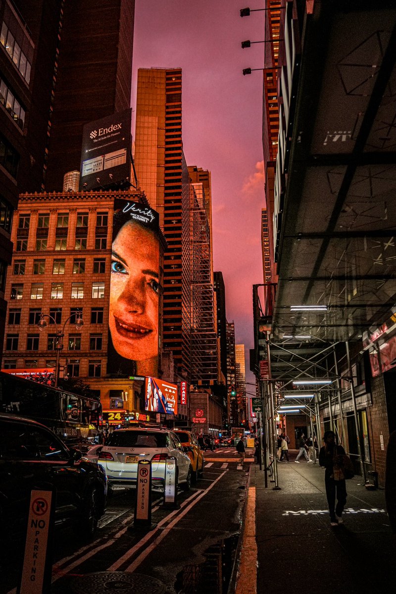 gabrio122's tweet photo. New York https://t.co/Z2FXtG7siW
